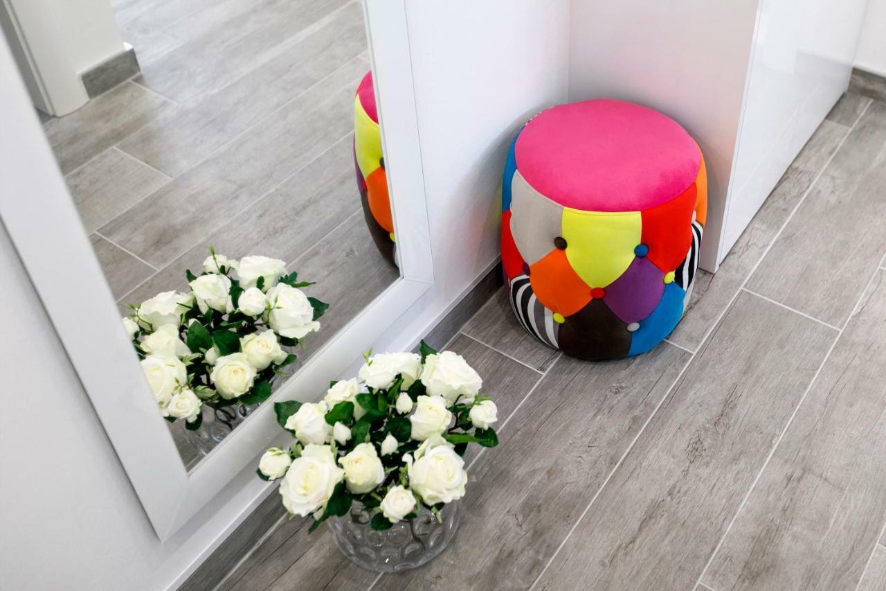 Rose Apartment Split Extérieur photo